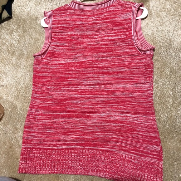 Top - Picture 2 of 4